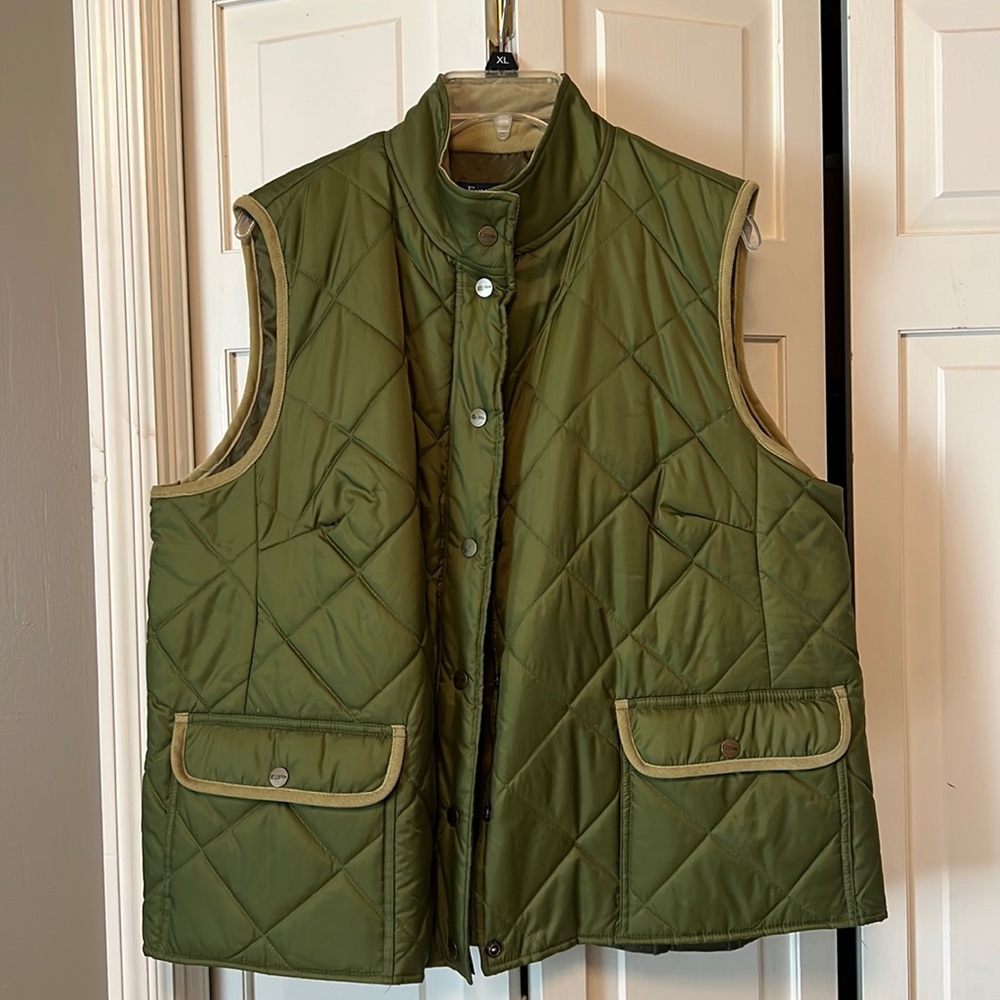 Evan-Picone women’s green quilted vest size 1X